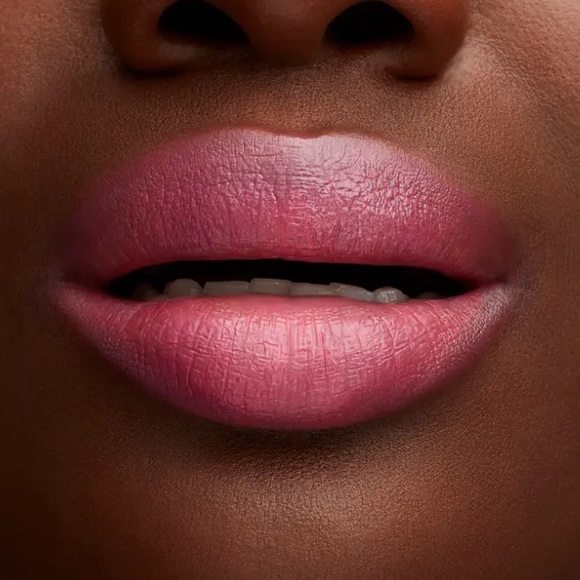 Mac Cosmetics Lusterglass Lipstick Pout of Control BNIB - Picture 8 of 16